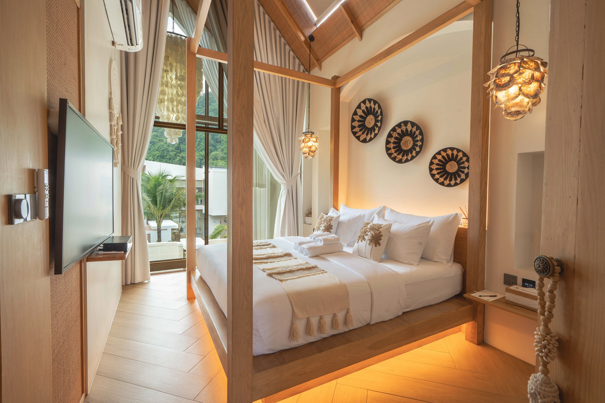 Casa Luna Grand Private Pool Villa – 3 Bedrooms