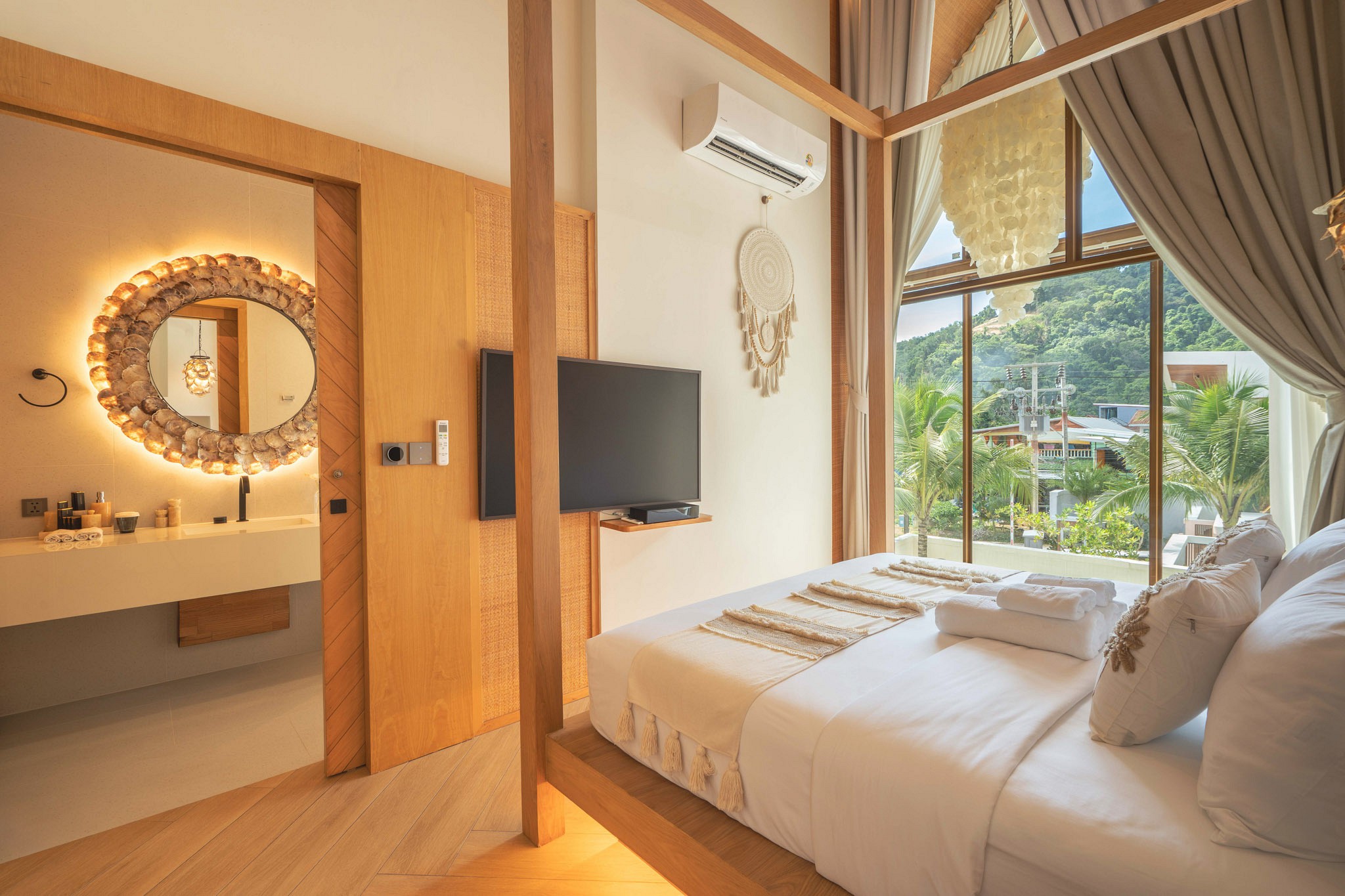 Casa Luna Grand Private Pool Villa – 3 Bedrooms