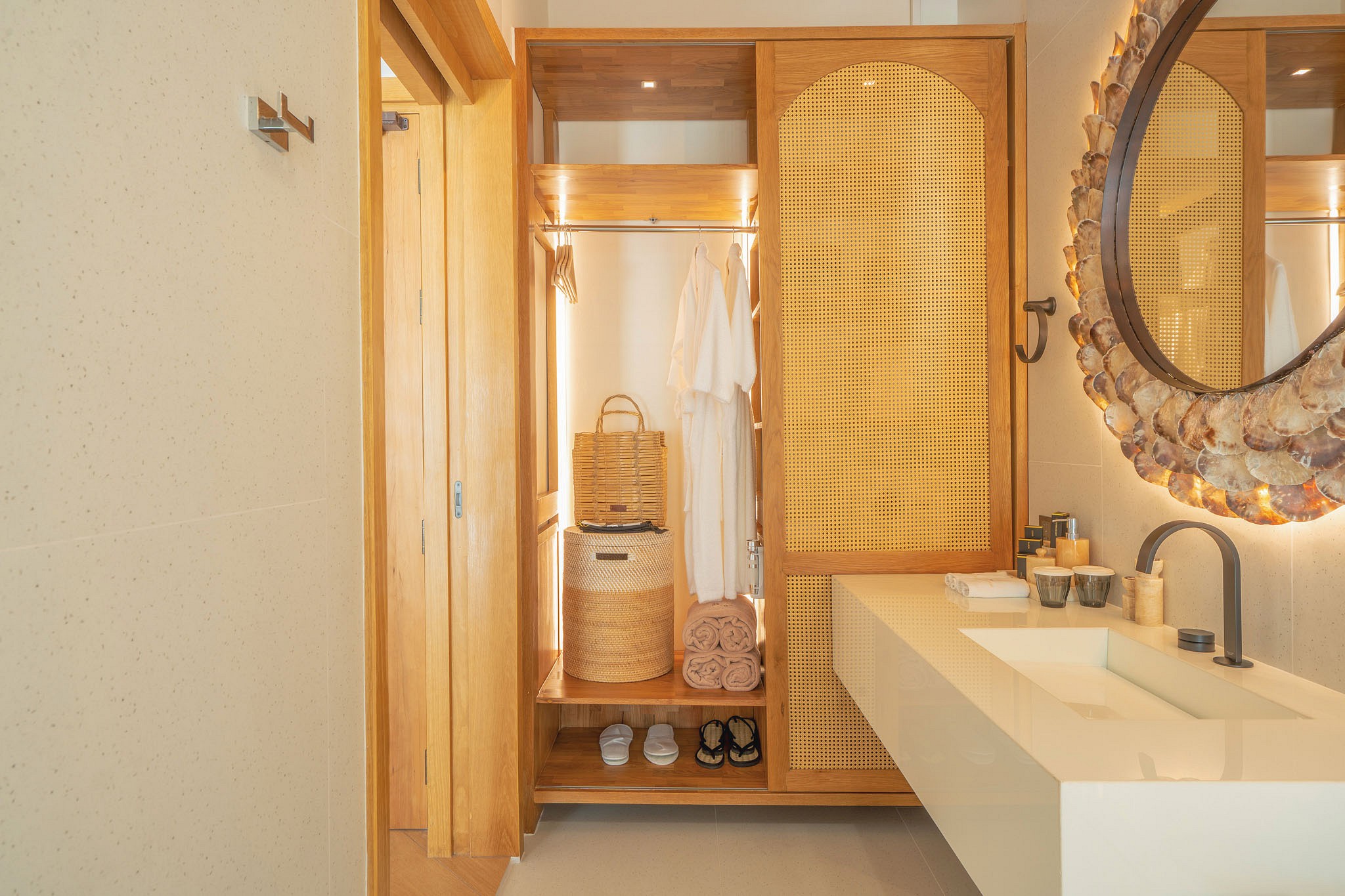 Casa Luna Grand Private Pool Villa – 3 Bedrooms