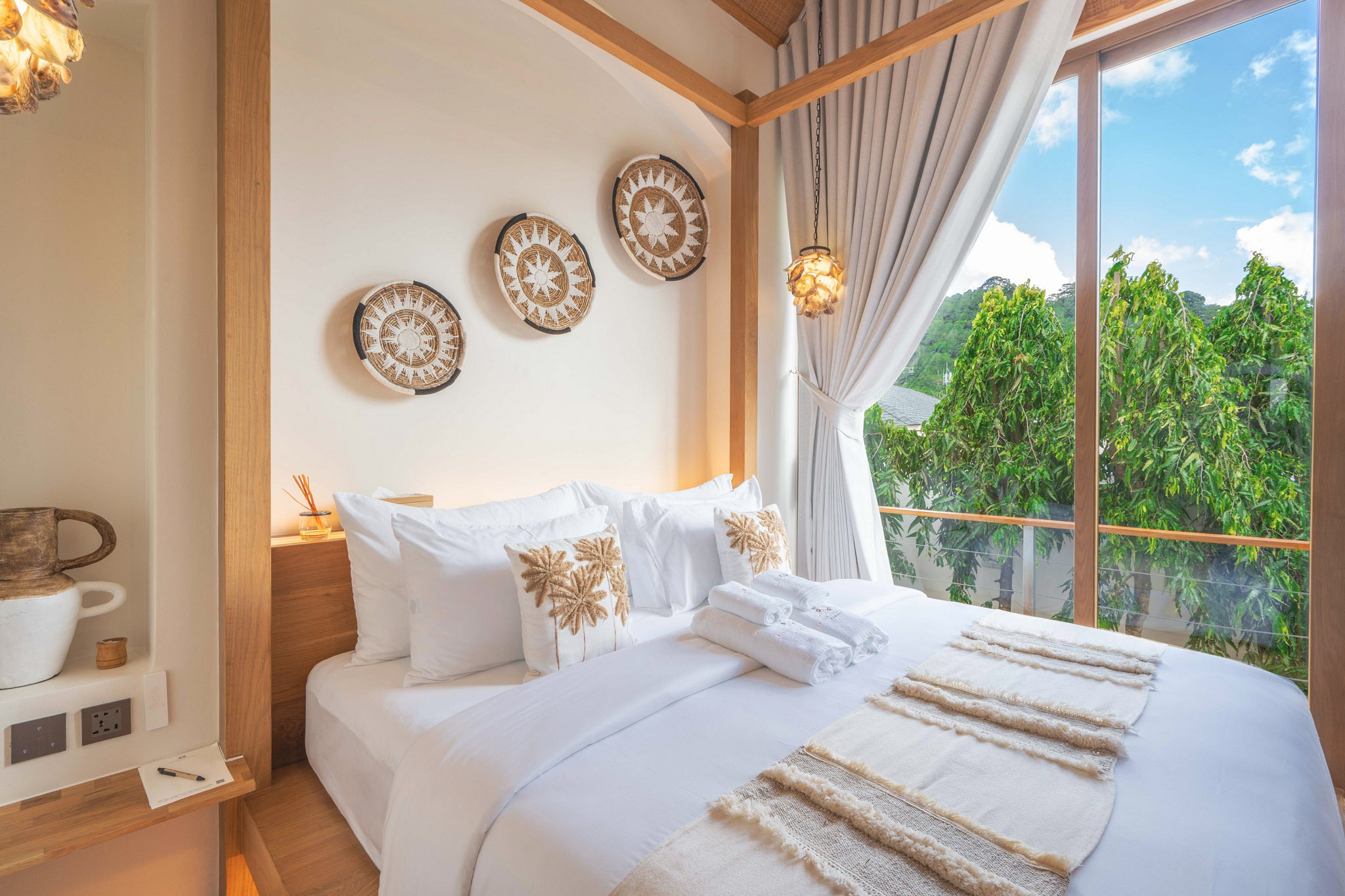 Casa Luna Grand Private Pool Villa – 3 Bedrooms
