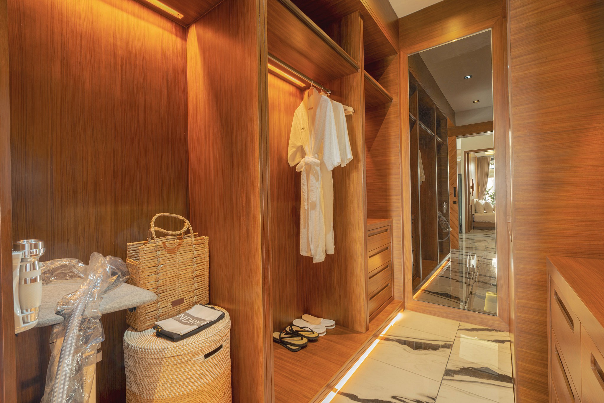 The Breeze Signature Pool Access Villa – 2 Bedrooms