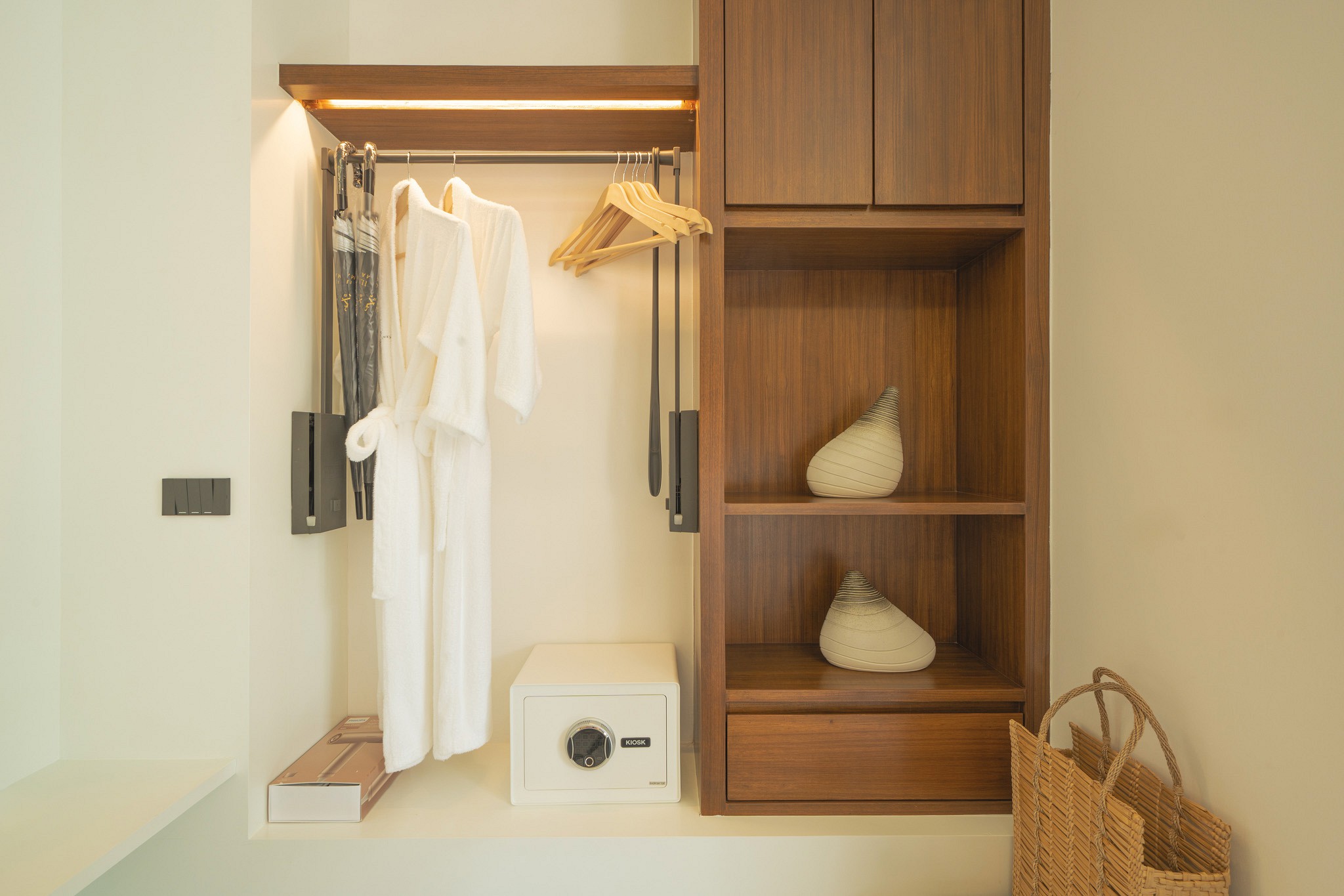 The Breeze Signature Pool Access Villa – 2 Bedrooms